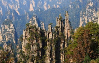 長沙出發(fā)到黃龍洞、張家界森林公園、天門山、鳳凰五日游